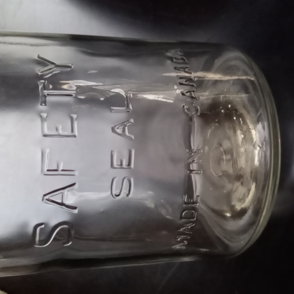 Old Safety Seal canning jar - Picture 2 of 9